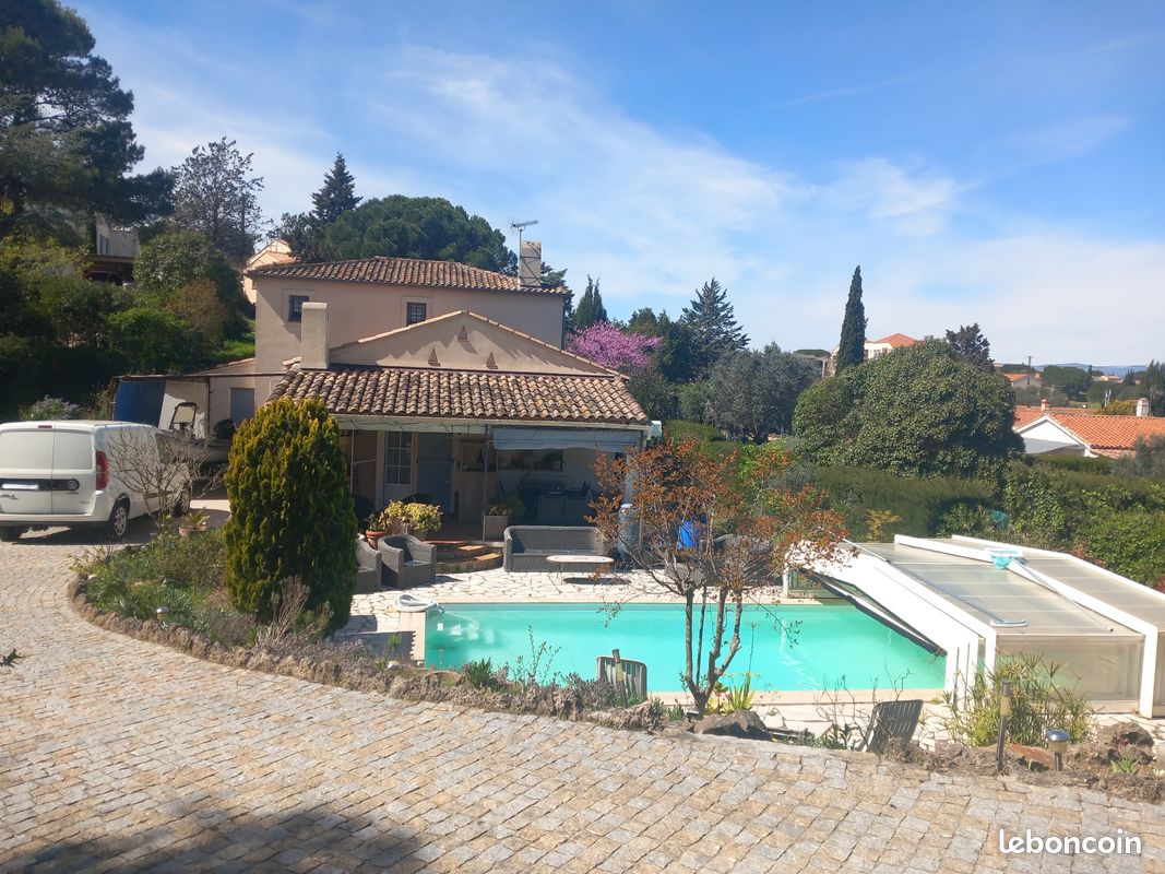 Maison 5 pièces 121 m² · à Roquebrune-sur-Argens · 121 m² · 669 000 €