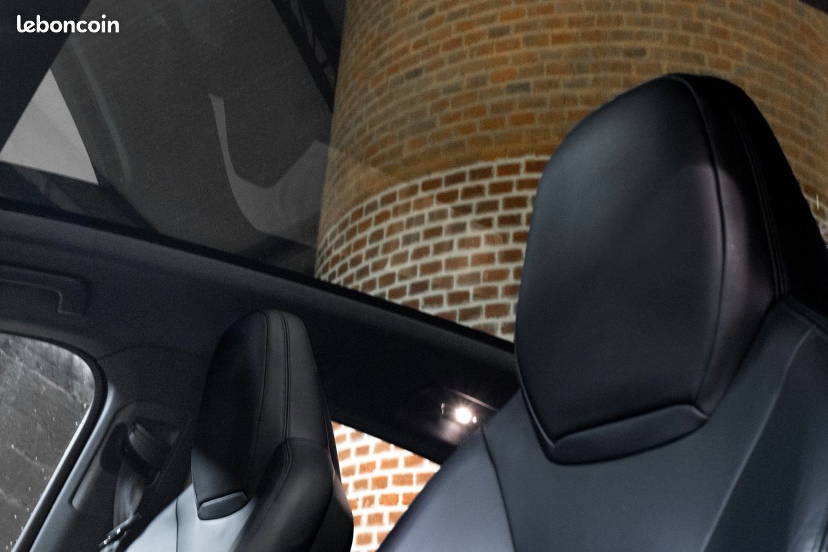 Porsche Cayenne Coupé E-Hybrid 3.0L V6 462 CH (Toit panoramique, Audio BOSE, Pack Sport Chrono...) - 2ème main (image 4)