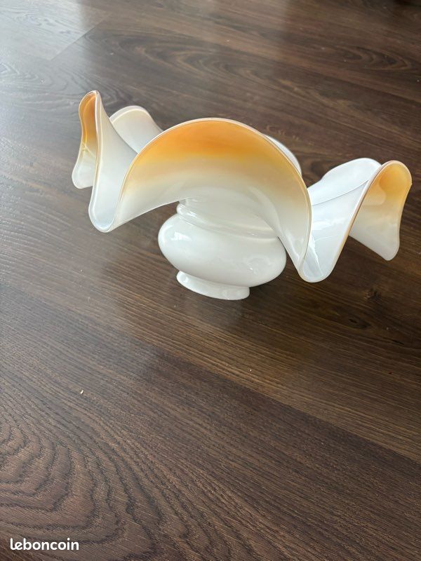 🌟 Abat-jour en opaline – Verre festonné irisé – Dégradé orange blond – Vintage – Très bon état (image 3)
