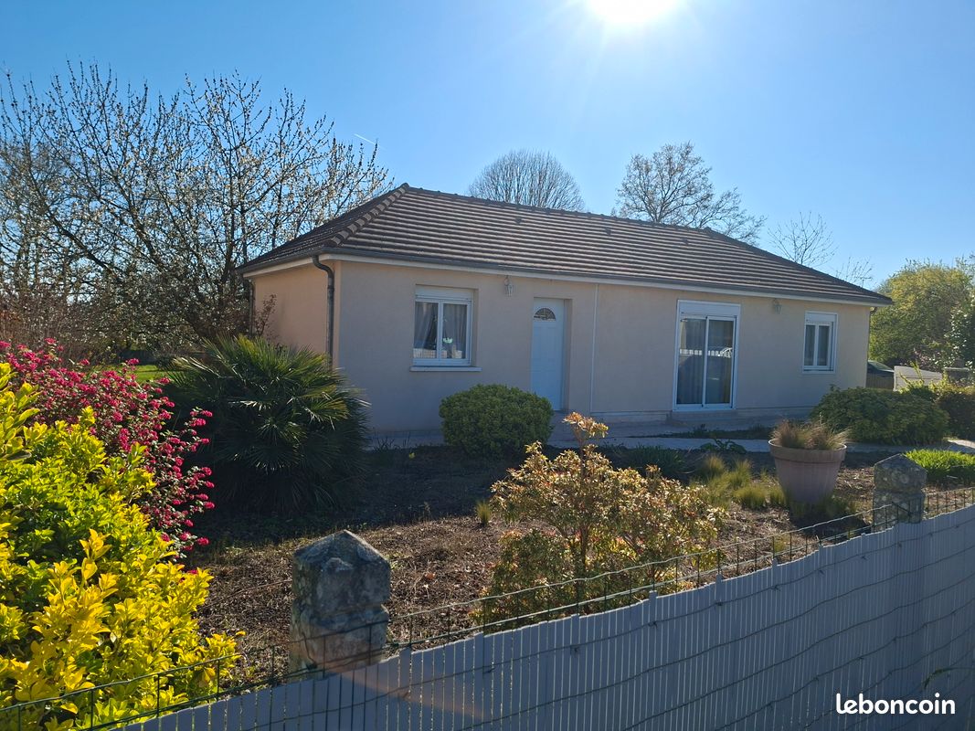 Maison 4 pièces 76 m² · à La Bazoge · 76 m² · 170 000 €