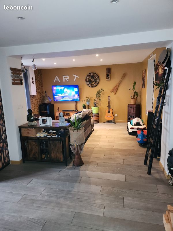 Maison 5 pièces 140 m² · à Oissel · 140 m² · 225 000 €