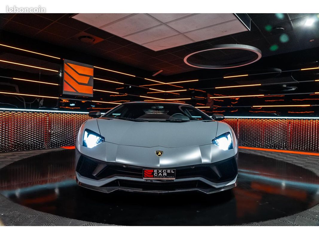 LAMBORGHINI AVENTADOR S 6.5l V12 740 S (image 9)