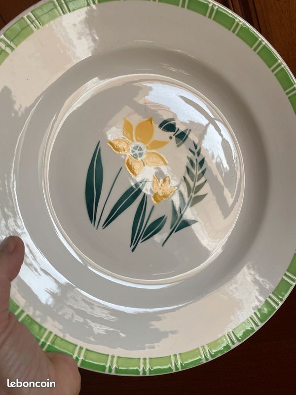 Plat Digoin Sarreguemines « Renoncules » 30cm (image 2)