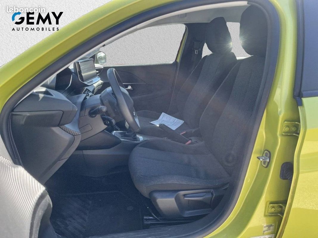 PEUGEOT 208 100 S&S BVM6 Allure (image 9)