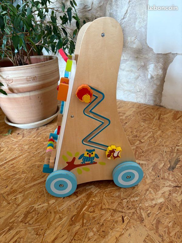Chariot trotteur de marche en bois (image 3)