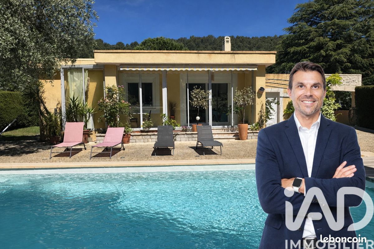 Maison 5 pièces 143 m² · à Carnoux-en-Provence · 143 m² · 648 000 €