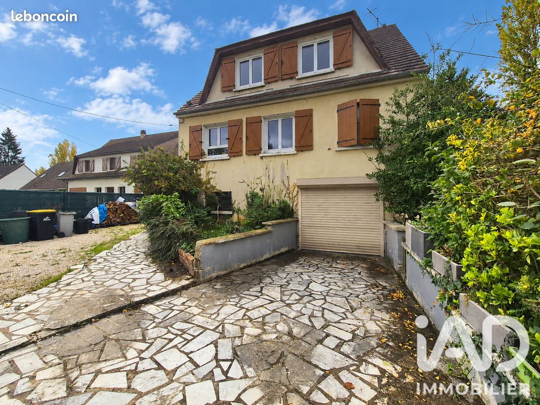 Maison 8 pièces 144 m² · à Villers-sous-Saint-Leu · 144 m² · 285 000 €