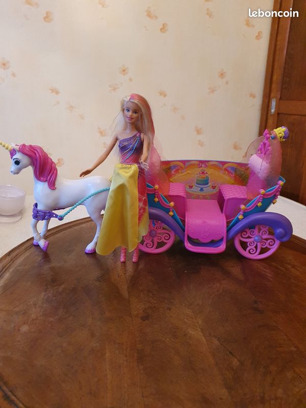 Calèche Barbie poupée Jeux Jouets