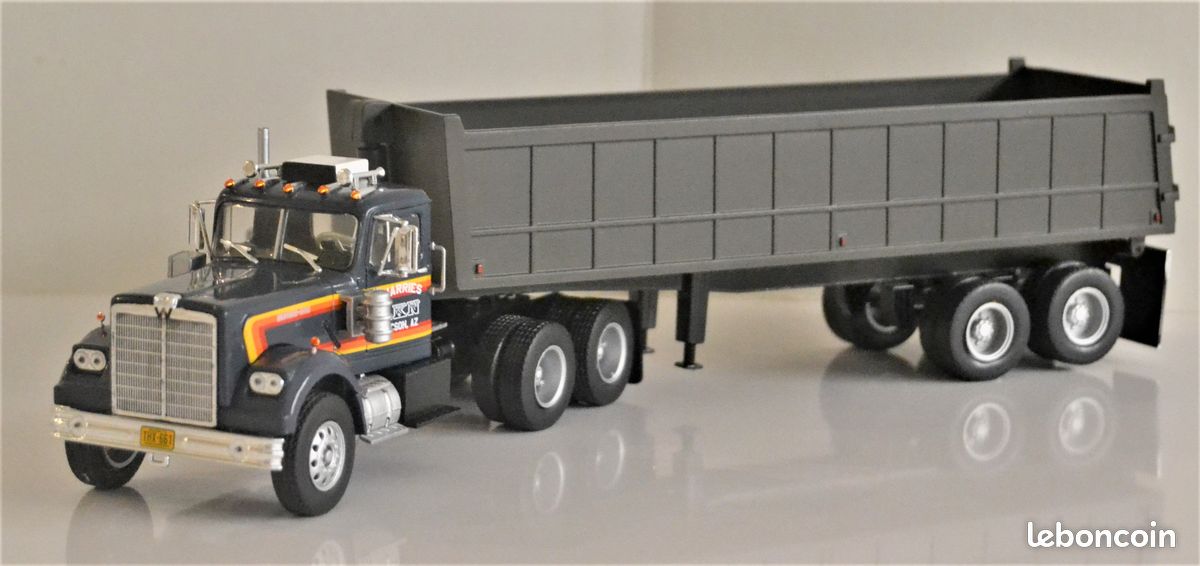 Altaya / Ixo. Echelle 1/43 - Collection presse "Semi remorques américains". Fabrication Ixo (image 1)