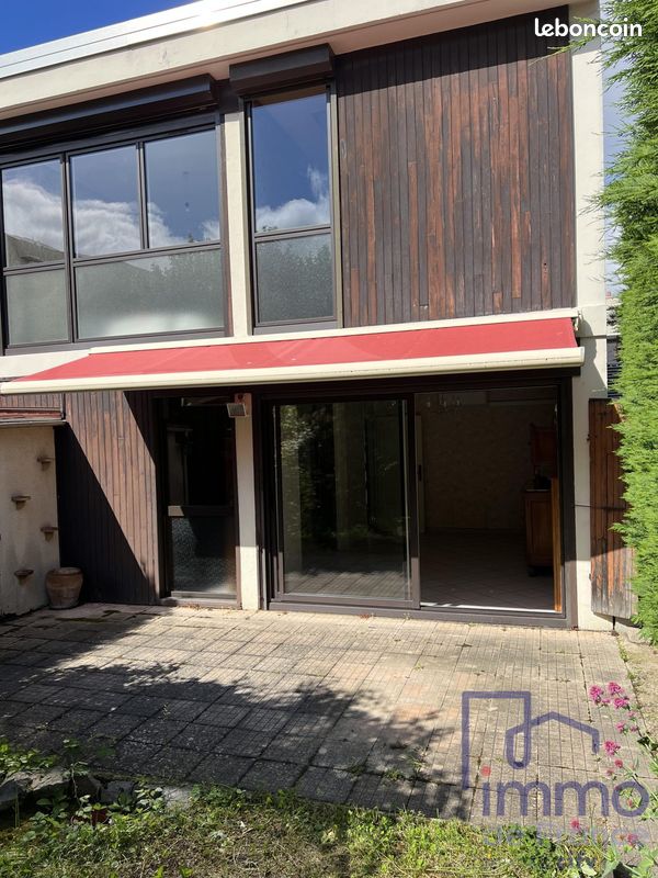 Appartement 4 pièces 85 m² · à Saint-Priest-en-Jarez · 85 m² · 174 900 €