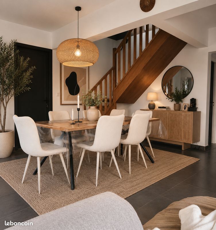 Maison 4 pièces 86 m² · à Sainte-Suzanne · 86 m² · 1 113 €/mois