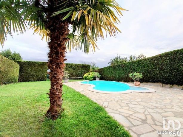 Propriété 6 pièces 142 m²