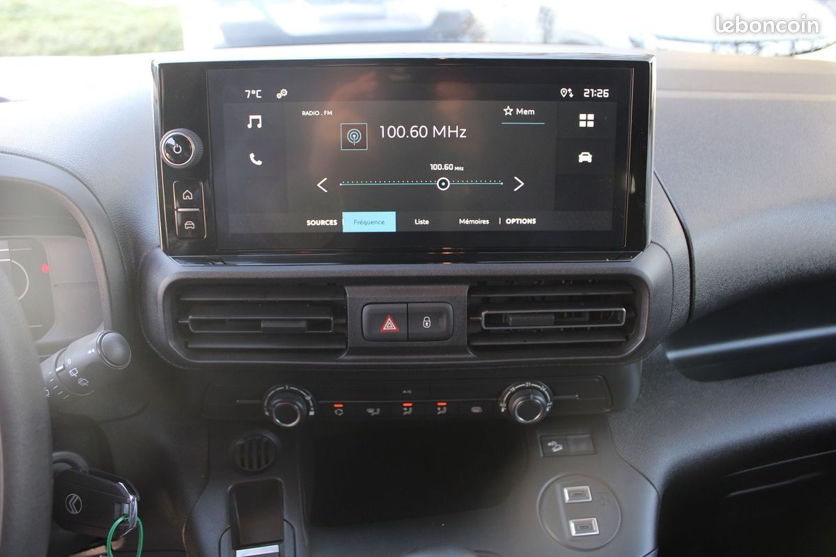 Citroen BERLINGO 5 AFFAIRE BLUE HDI 100 CV "3 PLACES" GPS GRIP USB FULL LED CAMÉRA TVA=17920 E HT (image 9)