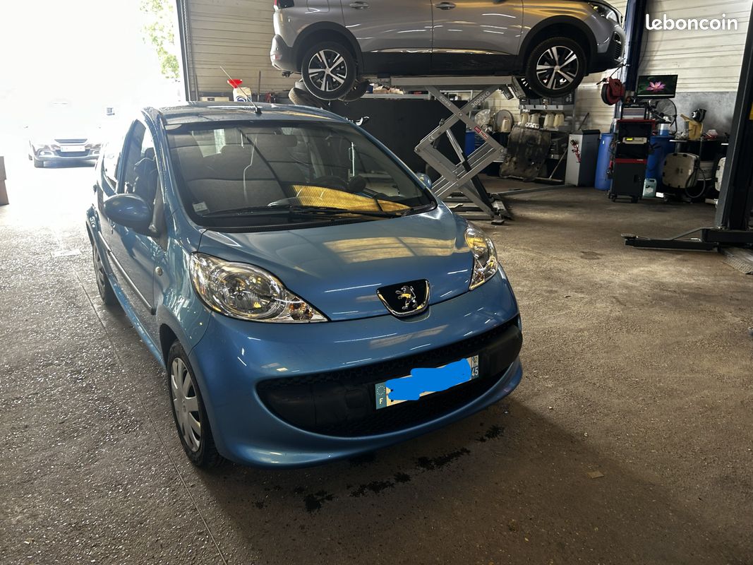 Peugeot 107 1.0 12V TRENDY 5P (image 1)