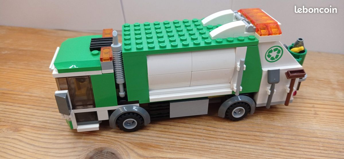 LEGO 4432 Garbage Truck camion poubelle (image 1)