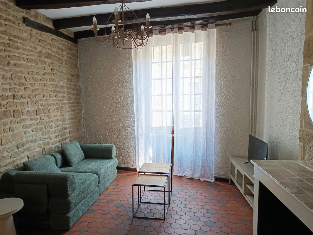 Appartement 4 pièces 85 m² · à Chaumont · 85 m² · 750 €/mois