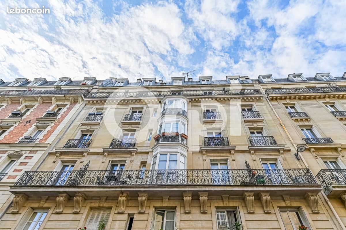 Appartement 2 pièces 30 m² · à Paris · 30 m² · 320 000 €