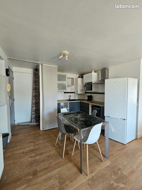 Appartement 3 pièces 50 m² · à Moirans · 50 m² · 720 €