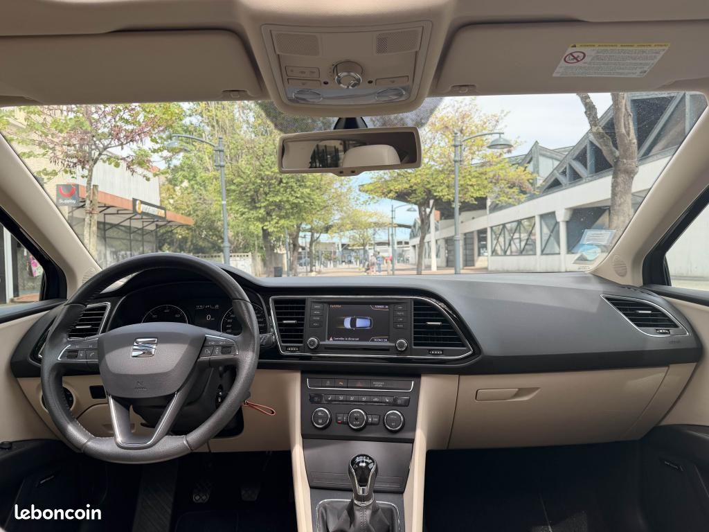 SEAT LEON 1.6 TDI 105ch CR Style / Toit Ouvrant - Distribution OK (image 13)