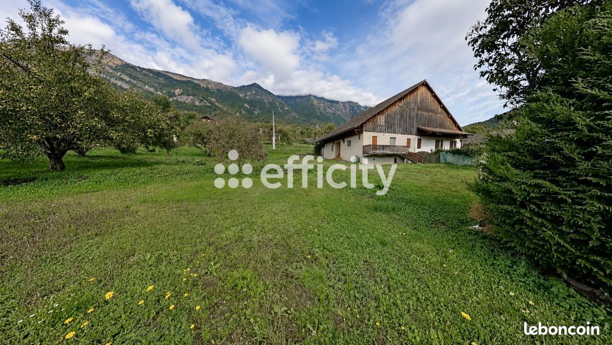 Maison 5 pièces 90 m² · à Mieussy · 90 m² · 315 000 €