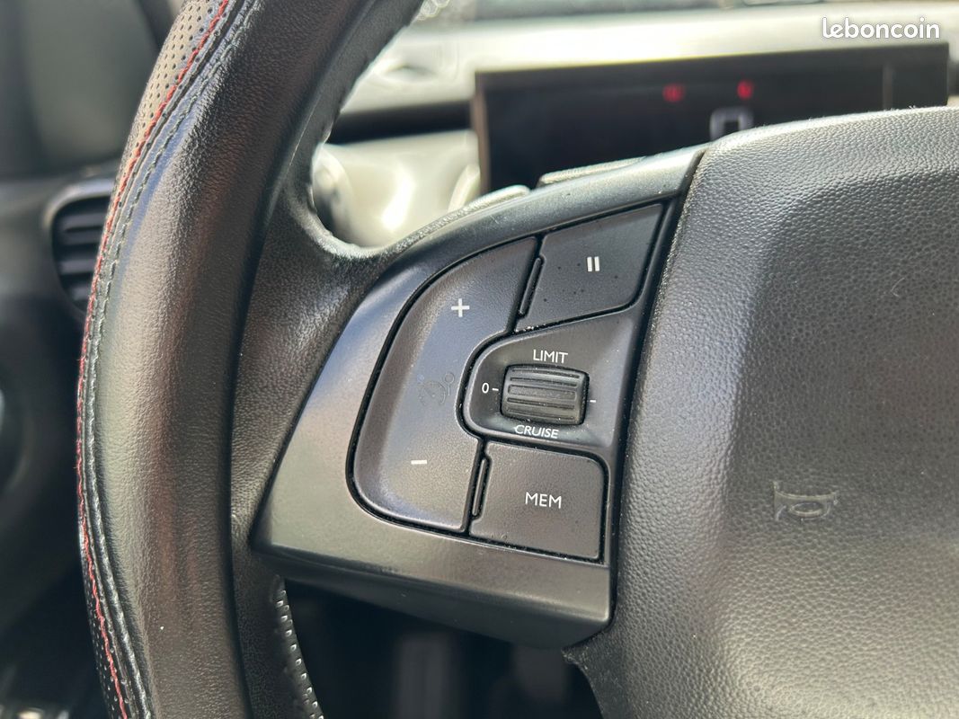 CITROEN C4 CACTUS BlueHDi 100 SS BVM6 Feel / 2ème Main (image 15)