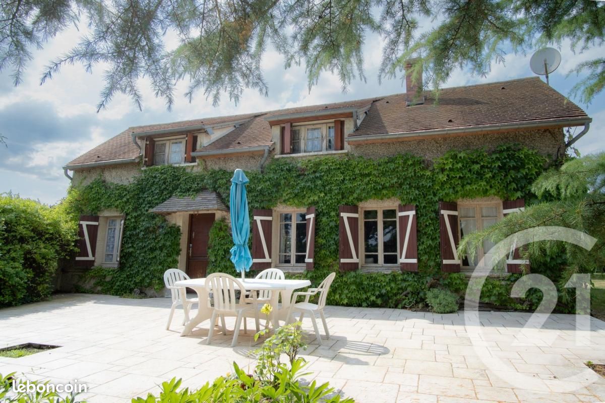 Maison 6 pièces 110 m² · à Saint-Germain-de-Fresney · 110 m² · 280 000 €