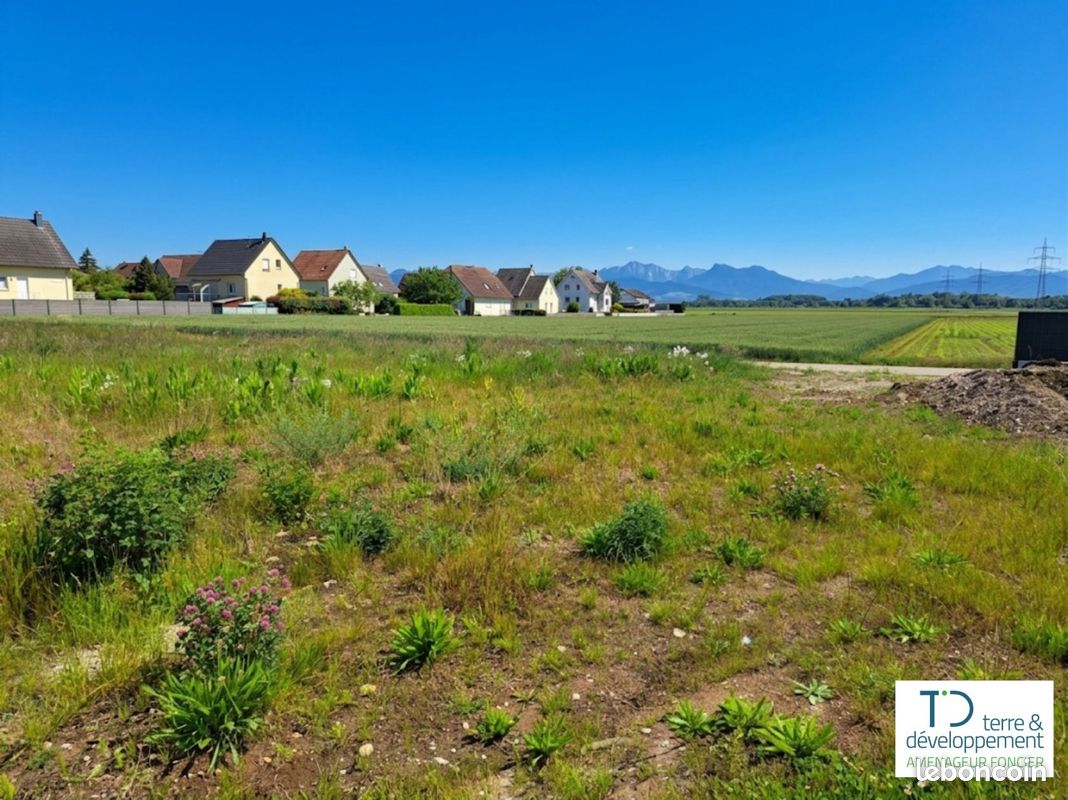 Terrain de 403 m² à BISCHWIHR (HAUT-RHIN) · 118 885 €