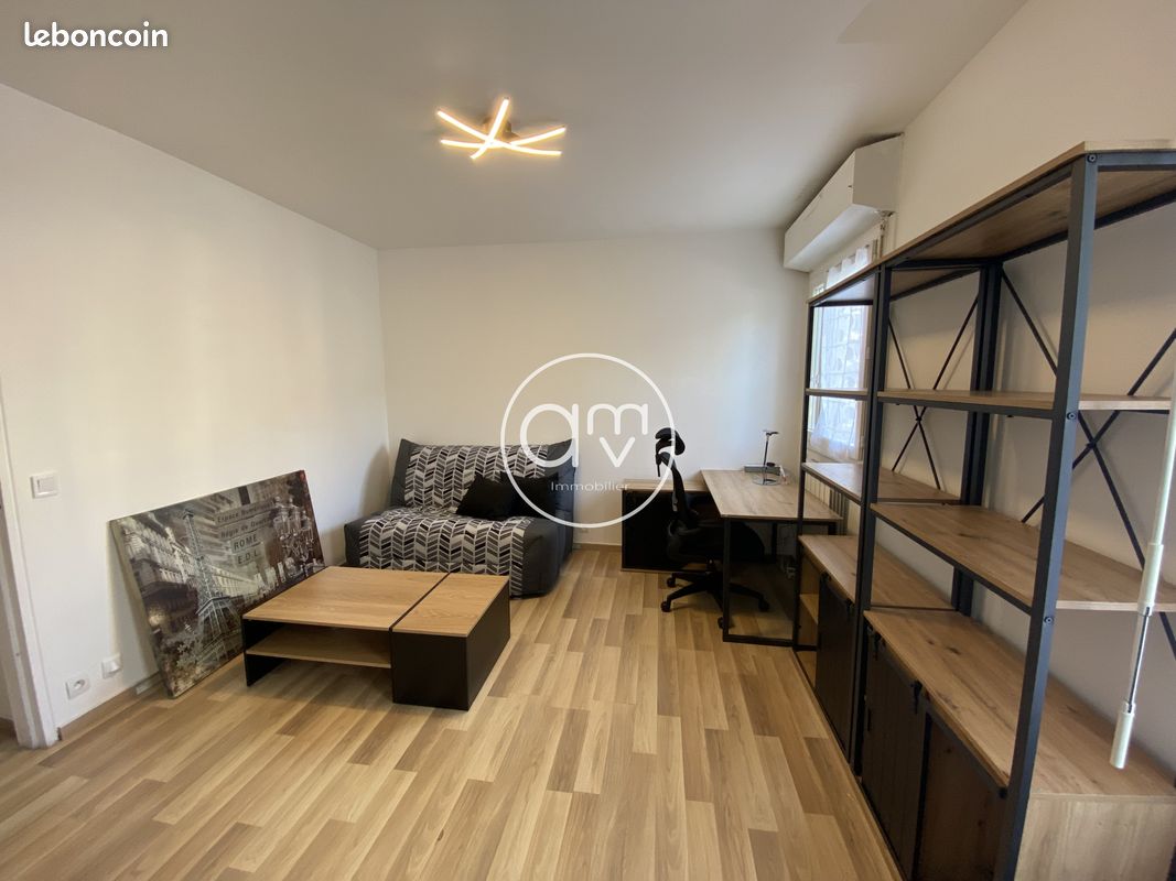 Appartement 1 pièce 27 m² · à Toulon · 27 m² · 595 €/mois