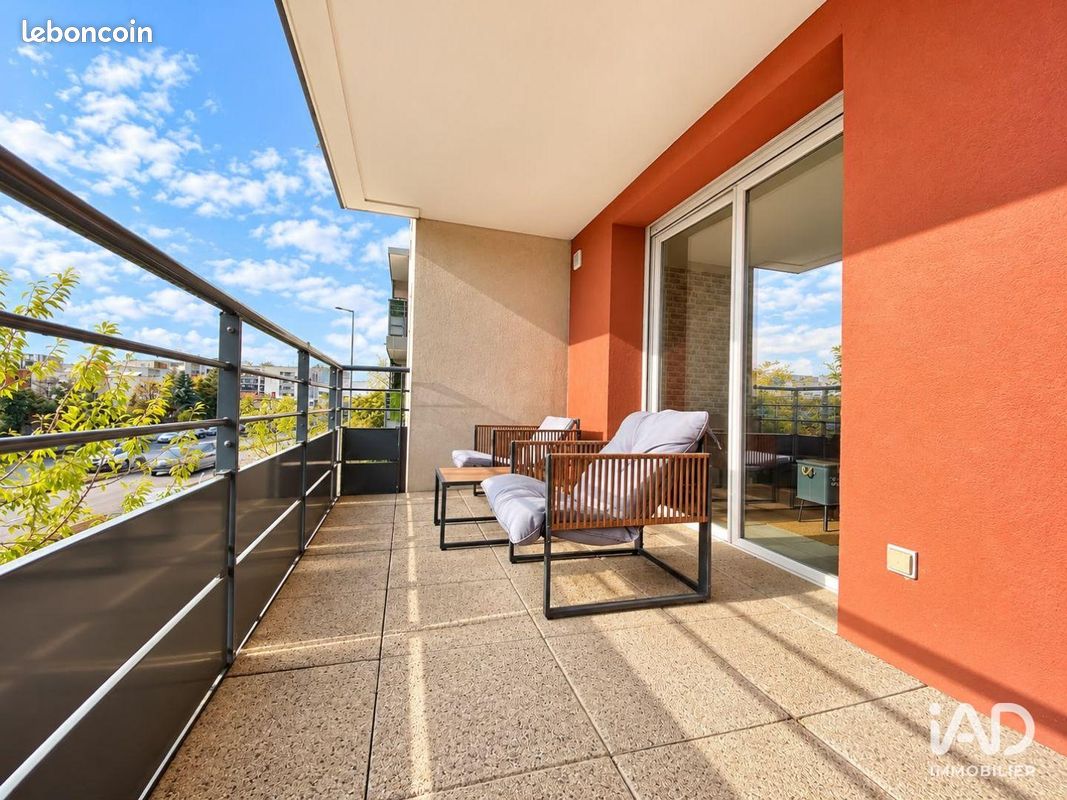 Appartement 3 pièces 67 m² · à Vénissieux · 67 m² · 225 000 €