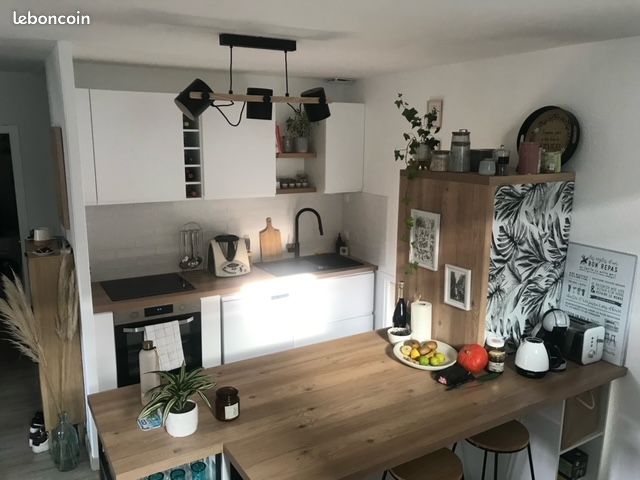 Appartement 4 pièces 95 m² · à Pont-l'Abbé · 95 m² · 850 €/mois