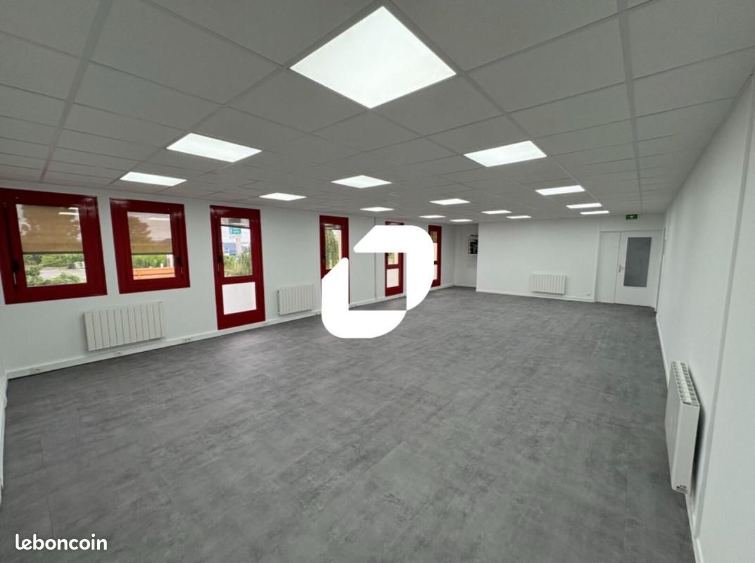 Local d'activité 2 301 m² (image 5)