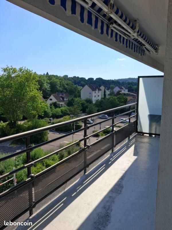 Appartement 4 pièces 111 m² · à Montbéliard · 111 m² · 930 €