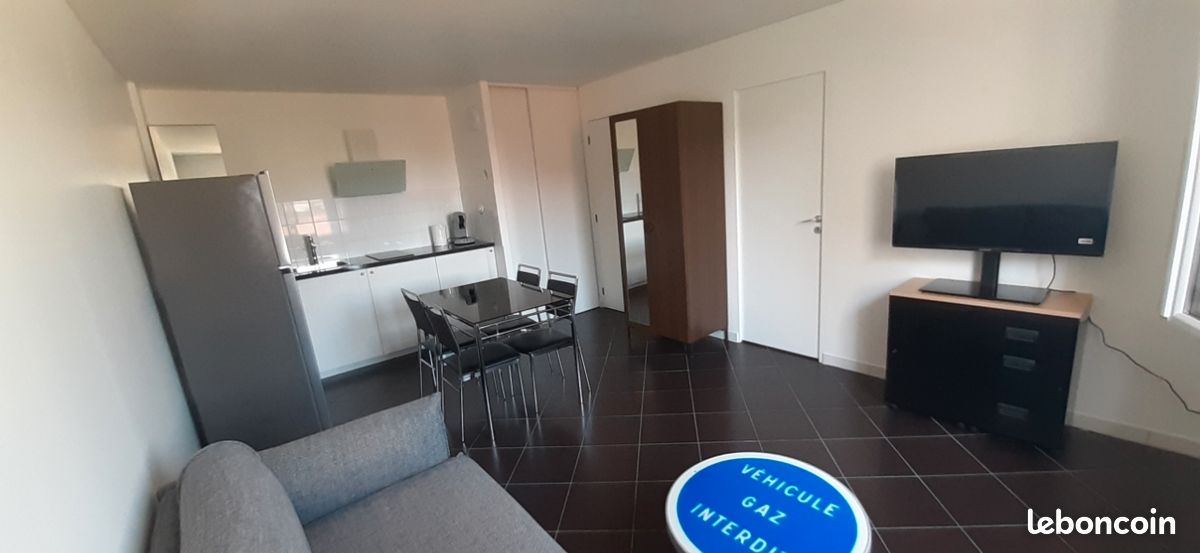 Appartement 2 pièces 29 m² · à Viry-Châtillon · 29,4 m² · 930 €