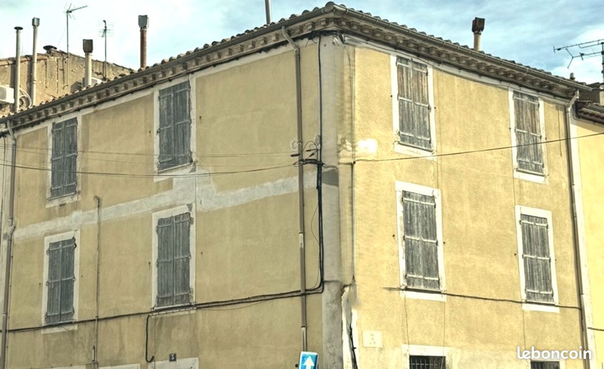 Local commercial 8 pièces 160 m² · à Narbonne · 160 m² · 215 000 €