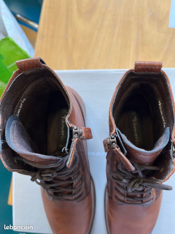 À vendre chaussures hautes pour femme (image 5)
