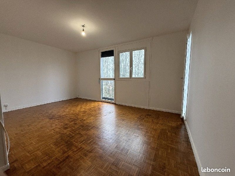 Appartement 3 pièces 55 m² · à Bondy · 55 m² · 155 000 €