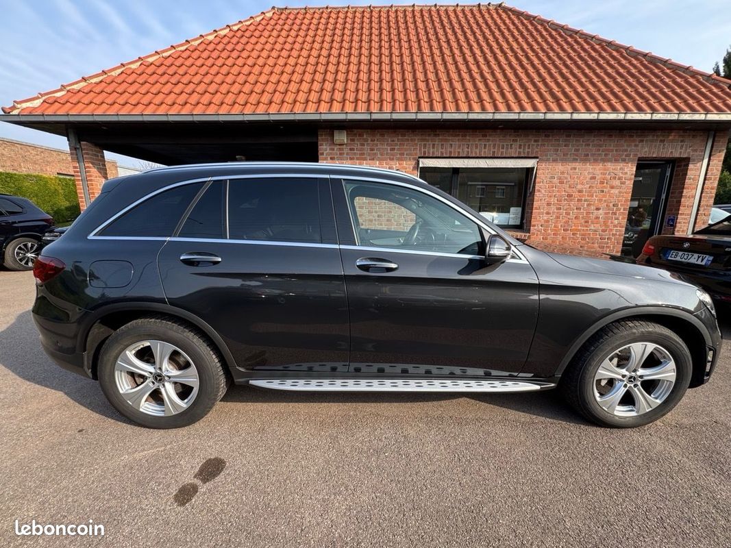 Mercedes GLC 300 E 211+122CH AMG LINE 4MATIC 9G-TRONIC EURO6D-T-EVAP-ISC (image 4)