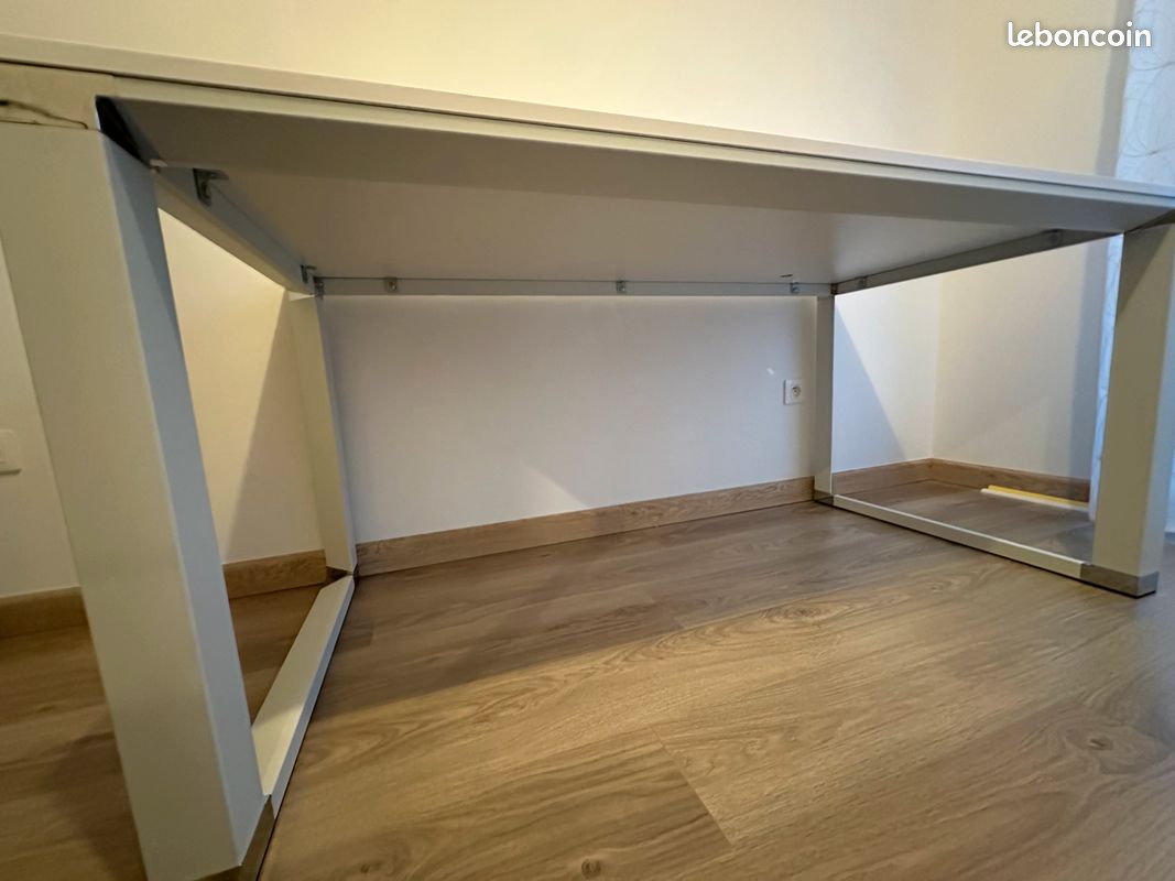 Bureau (image 5)