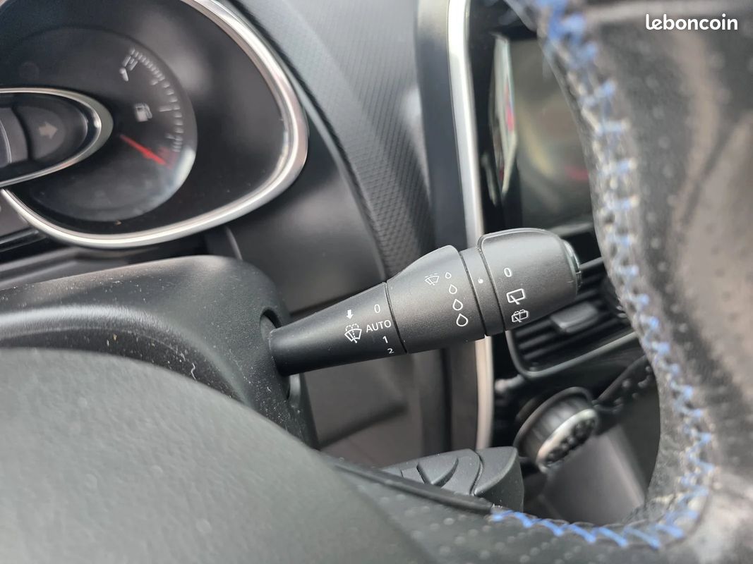 Renault CLIO IV Intens Pack GT Line / Vidange Neuve / (image 17)