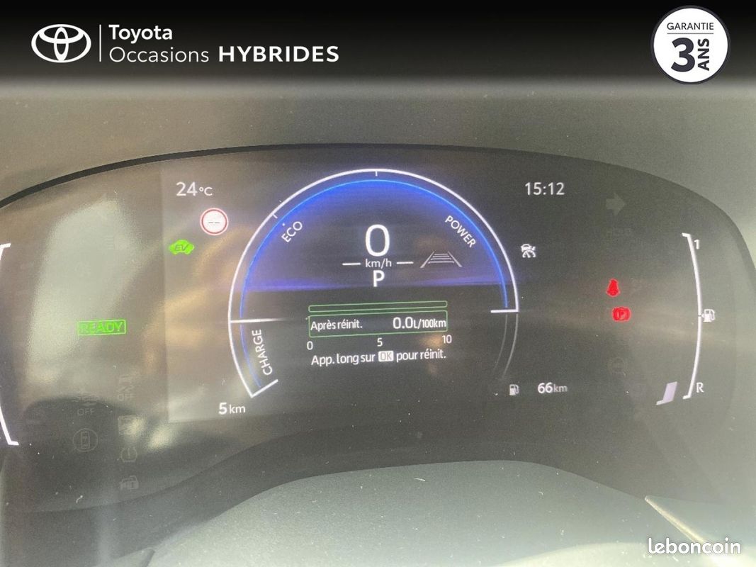 Toyota Aygo X 116h Graphic (image 14)