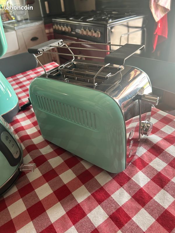 Lot Cuisine Breville & Morphy Richards – Grille-pain Et Bouilloire – Bon état