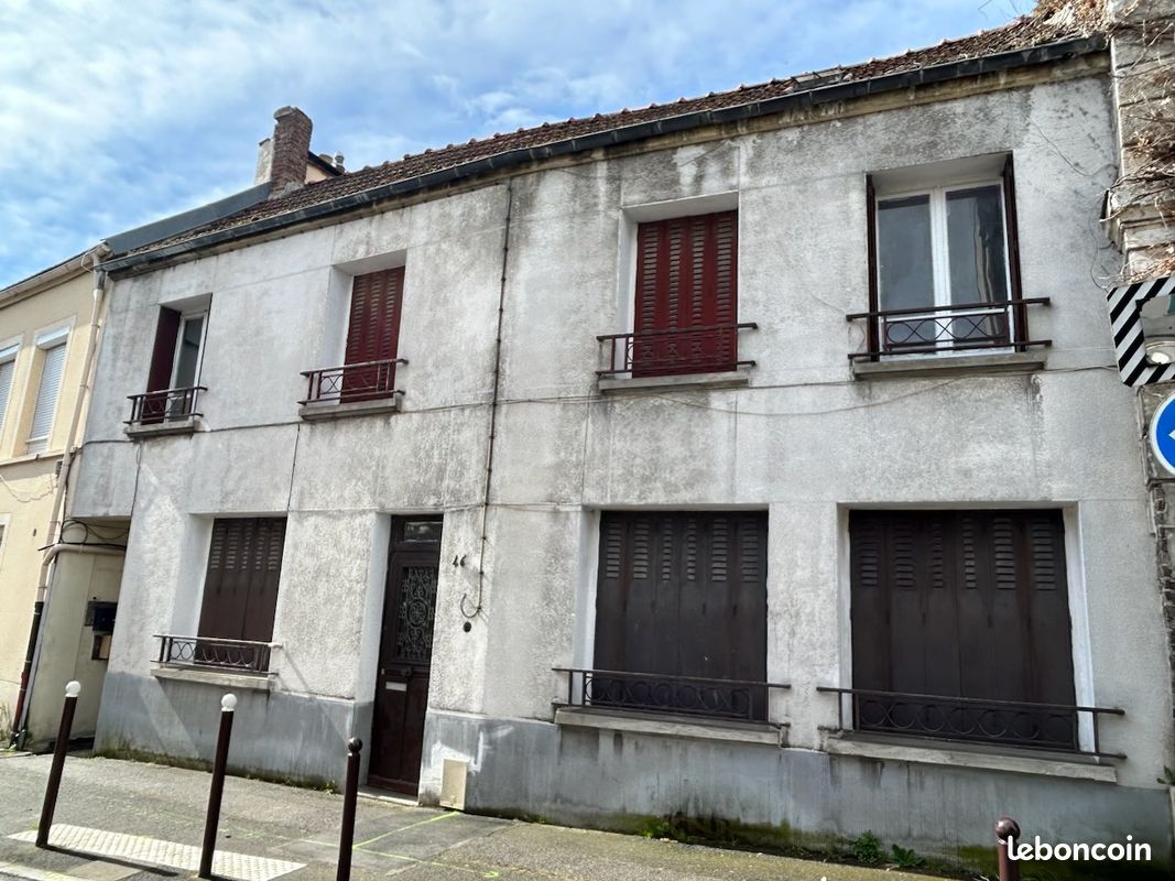 Maison 7 pièces 140 m² · à Villiers-le-Bel · 140 m² · 275 000 €