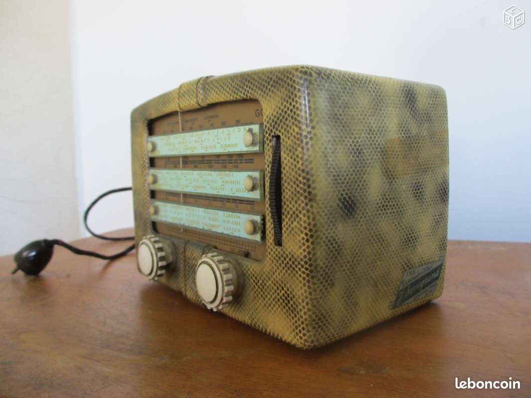Poste/radio Djinn 49 en metal et à lampes (image 2)