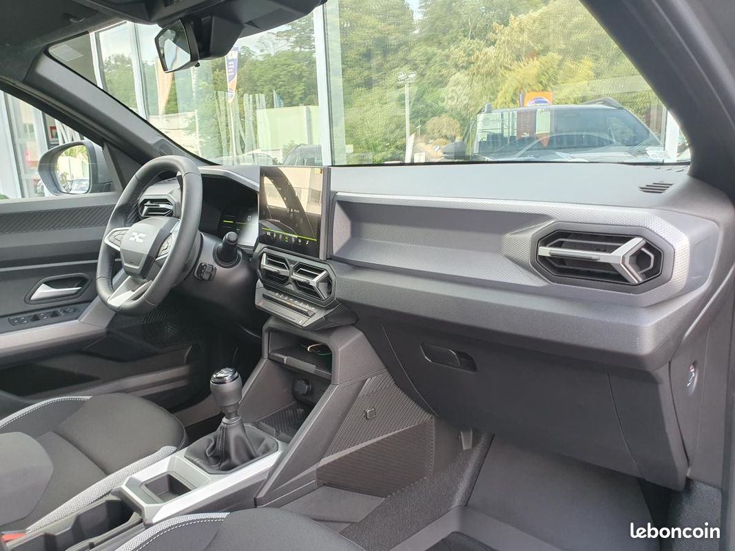 DACIA DUSTER 1.2 ECO-G - 120 III SUV Journey (image 10)