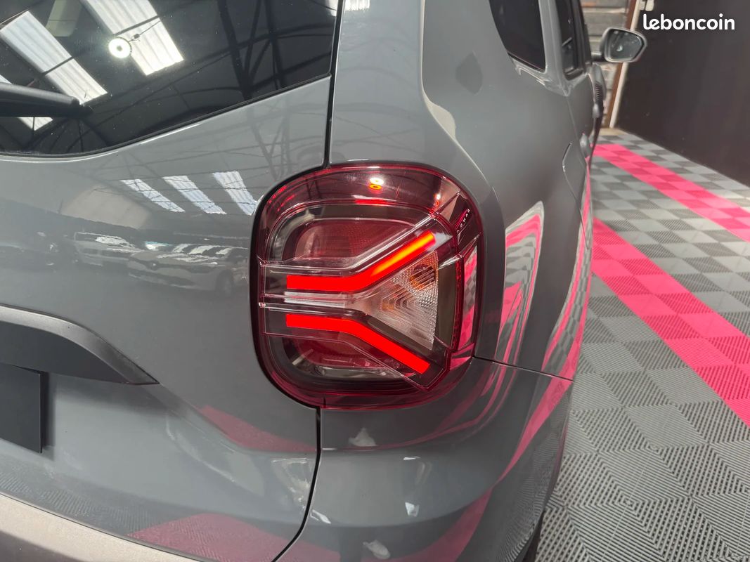 DACIA DUSTER 115cv 4x2-B Journey / CarPlay / Caméra 360° / Siège Chauffant / Roue de Secours (image 12)