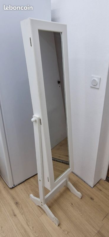 Armoire à bijoux miroir sur pied blanc (image 1)