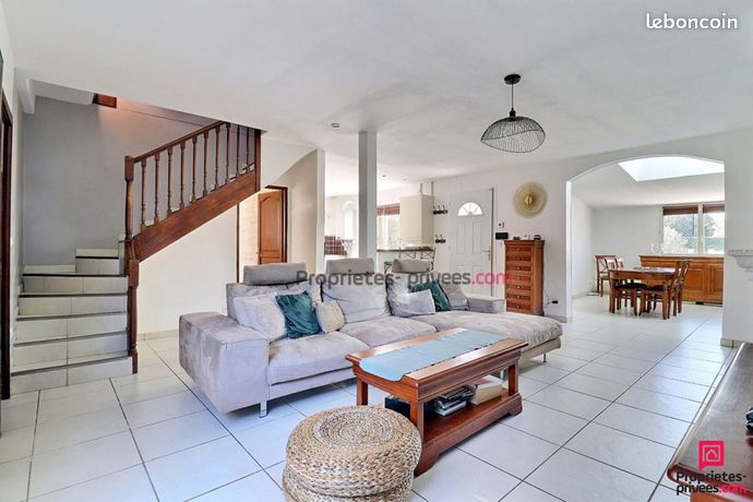 Maison 6 pièces 140 m²