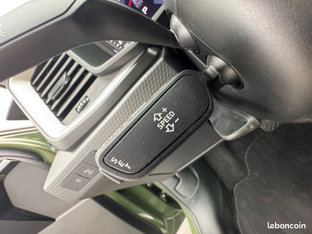AUDI A1 Sportback 30 TFSI 116 ch S tronic 7 Design + camera + clé confort (image 15)