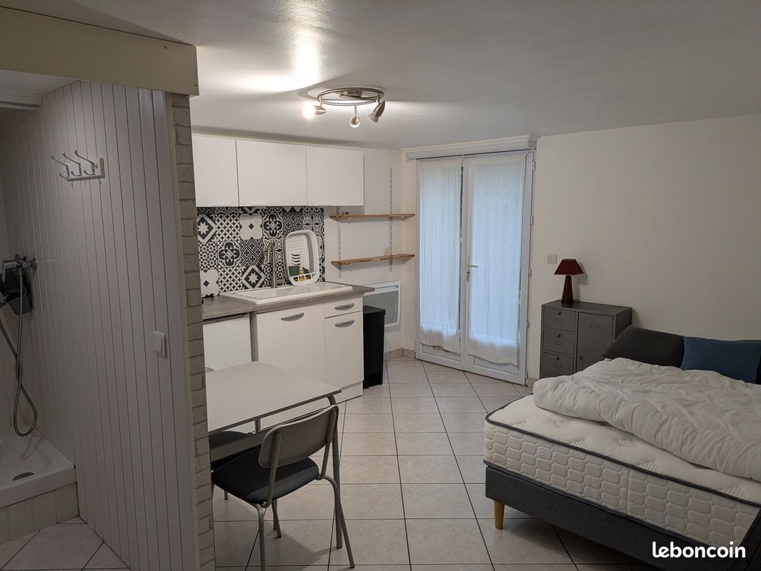 Appartement 1 pièce 20 m² · à Mantes-la-Jolie · 20 m² · 550 €/mois
