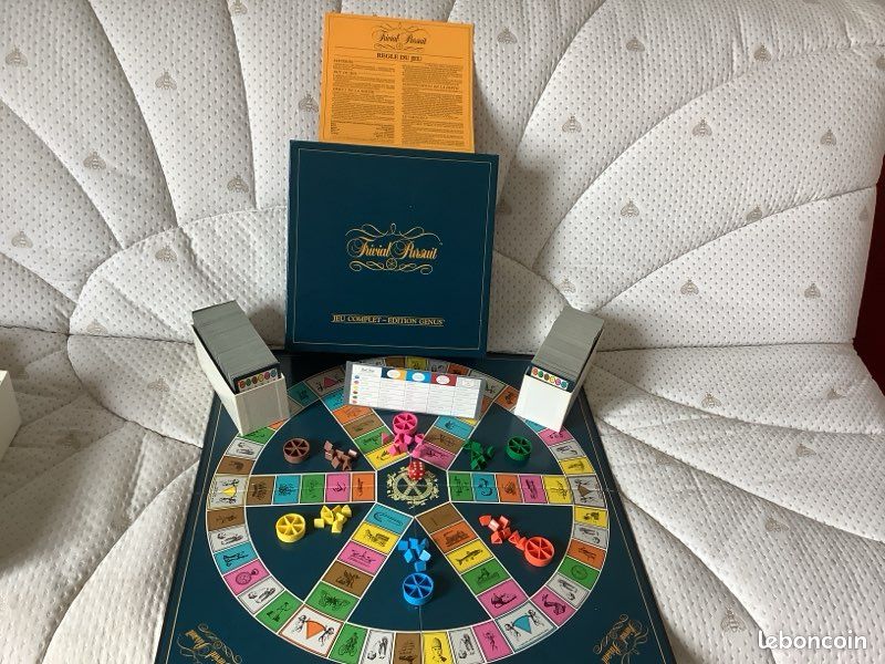 Jeu De Société Trivial Pursuit Edition Genus - Année 1984 - Complet - Occasion